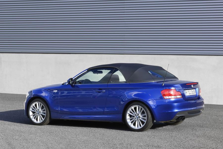  BMW 135i Convertible 2007 года  (фото 8 из 9)